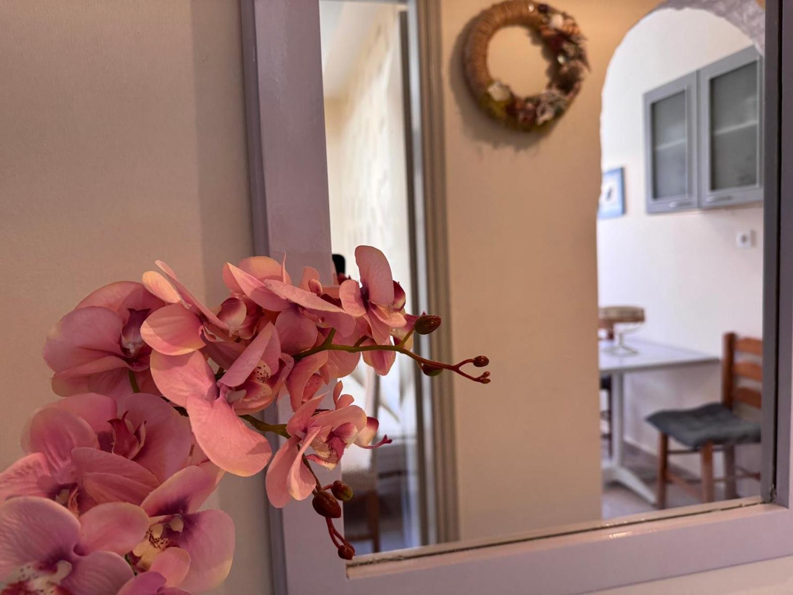 Matrona Apartments Poros Town エクステリア 写真
