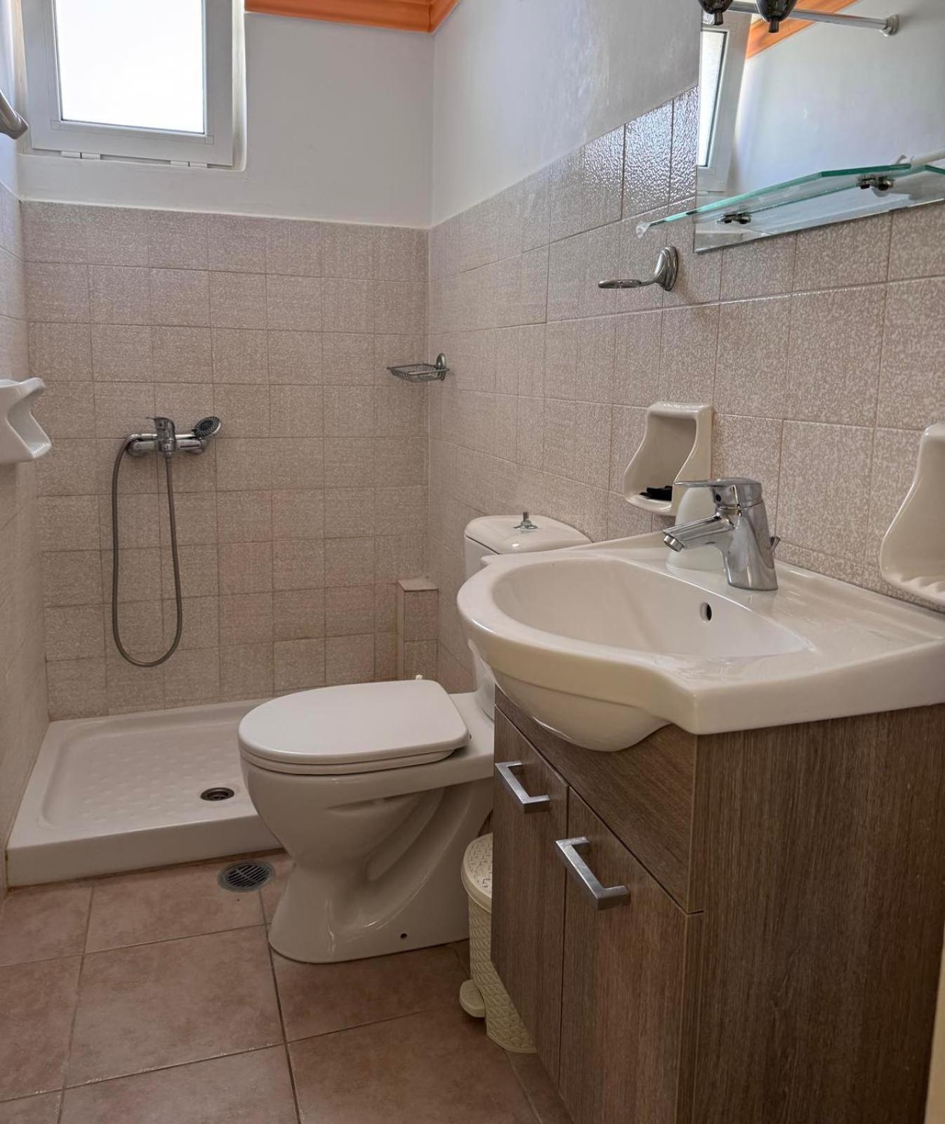 Matrona Apartments Poros Town エクステリア 写真