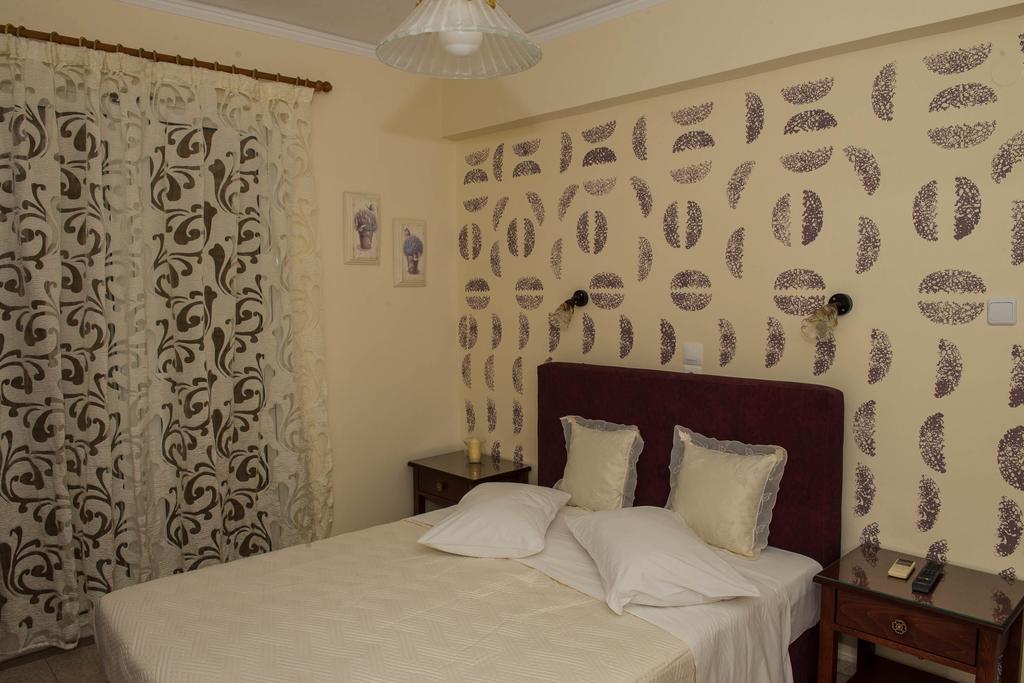 Matrona Apartments Poros Town エクステリア 写真