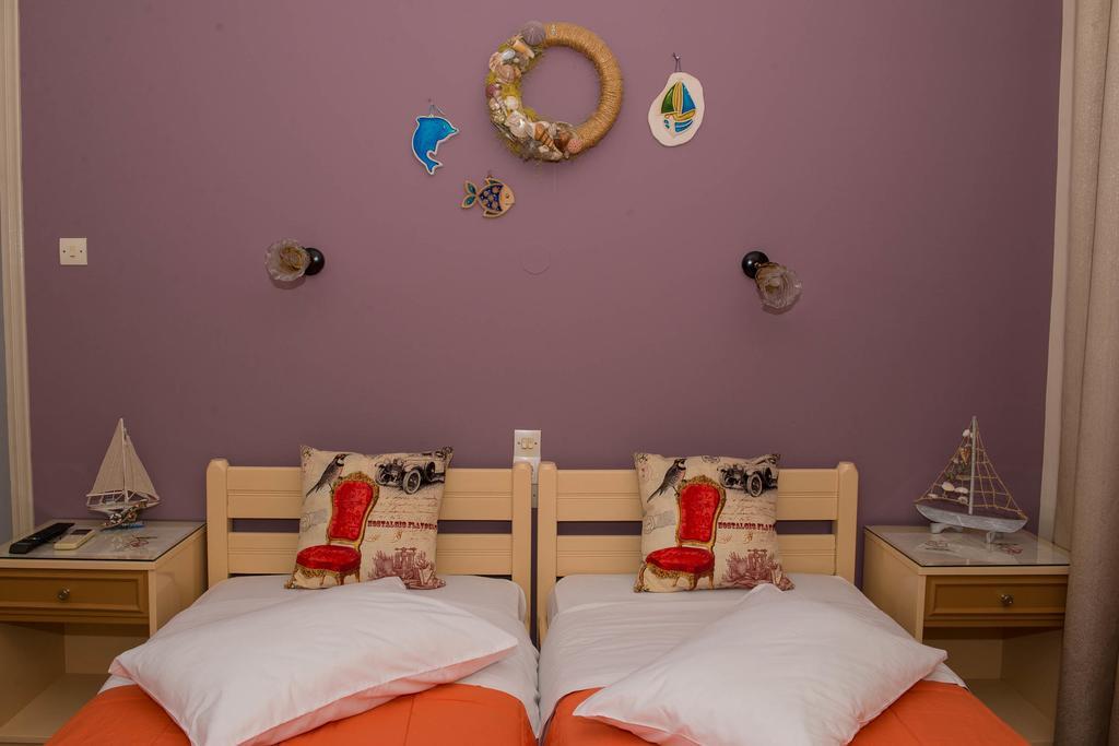 Matrona Apartments Poros Town エクステリア 写真