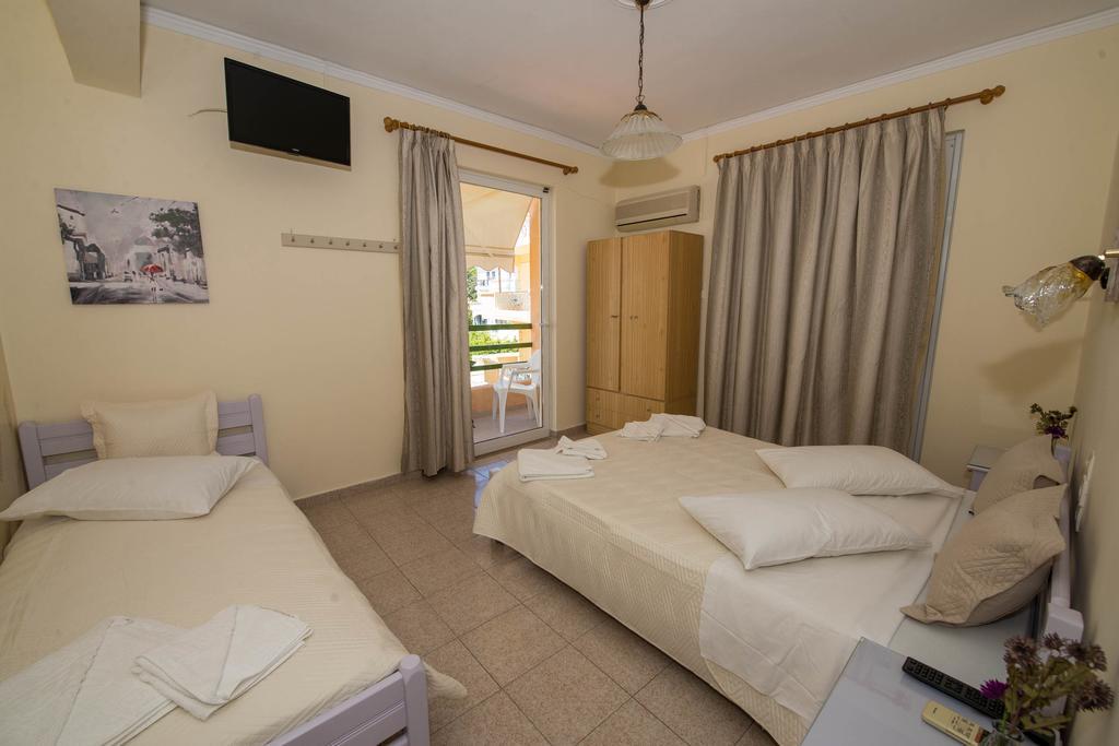 Matrona Apartments Poros Town エクステリア 写真