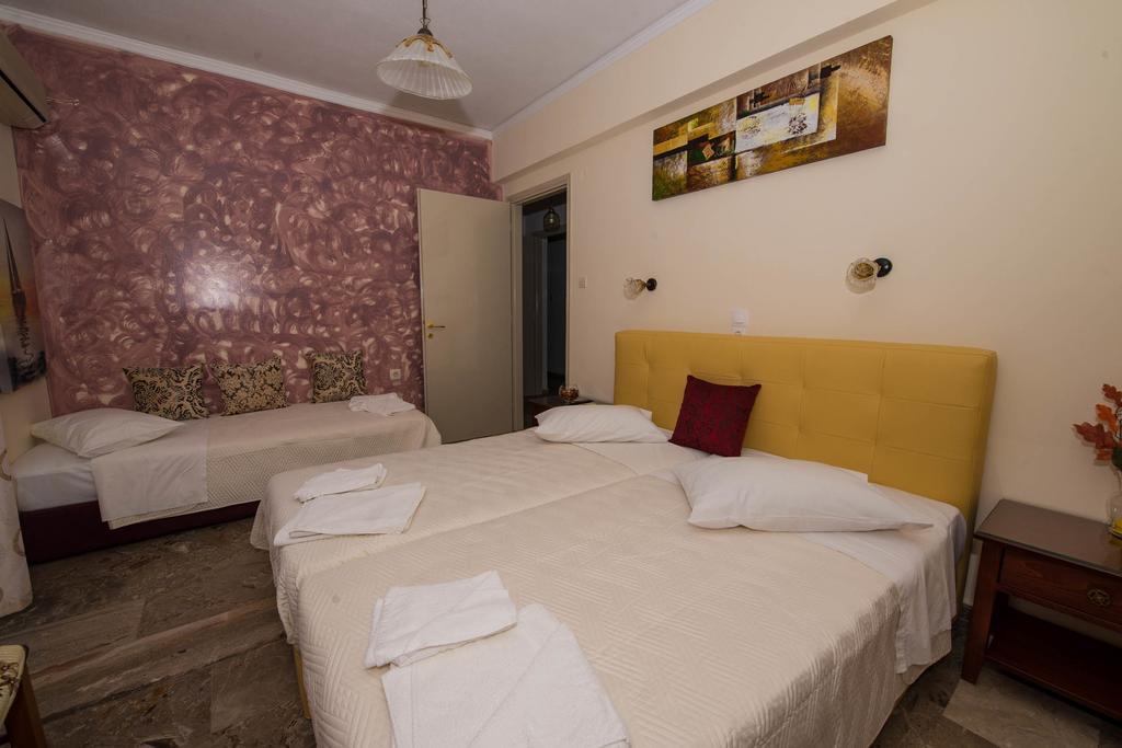 Matrona Apartments Poros Town エクステリア 写真