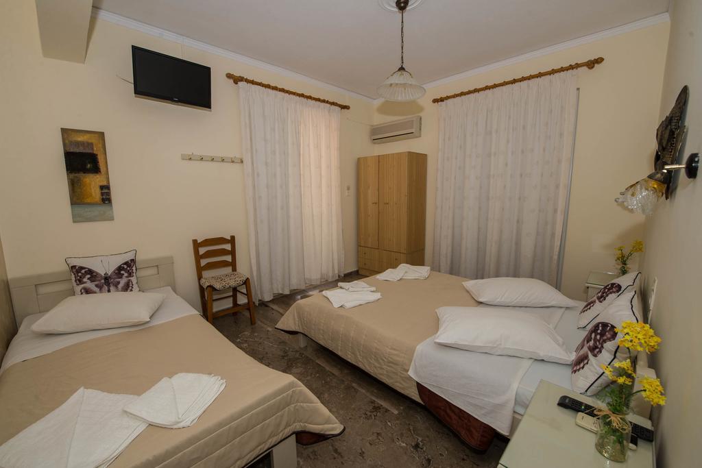 Matrona Apartments Poros Town エクステリア 写真